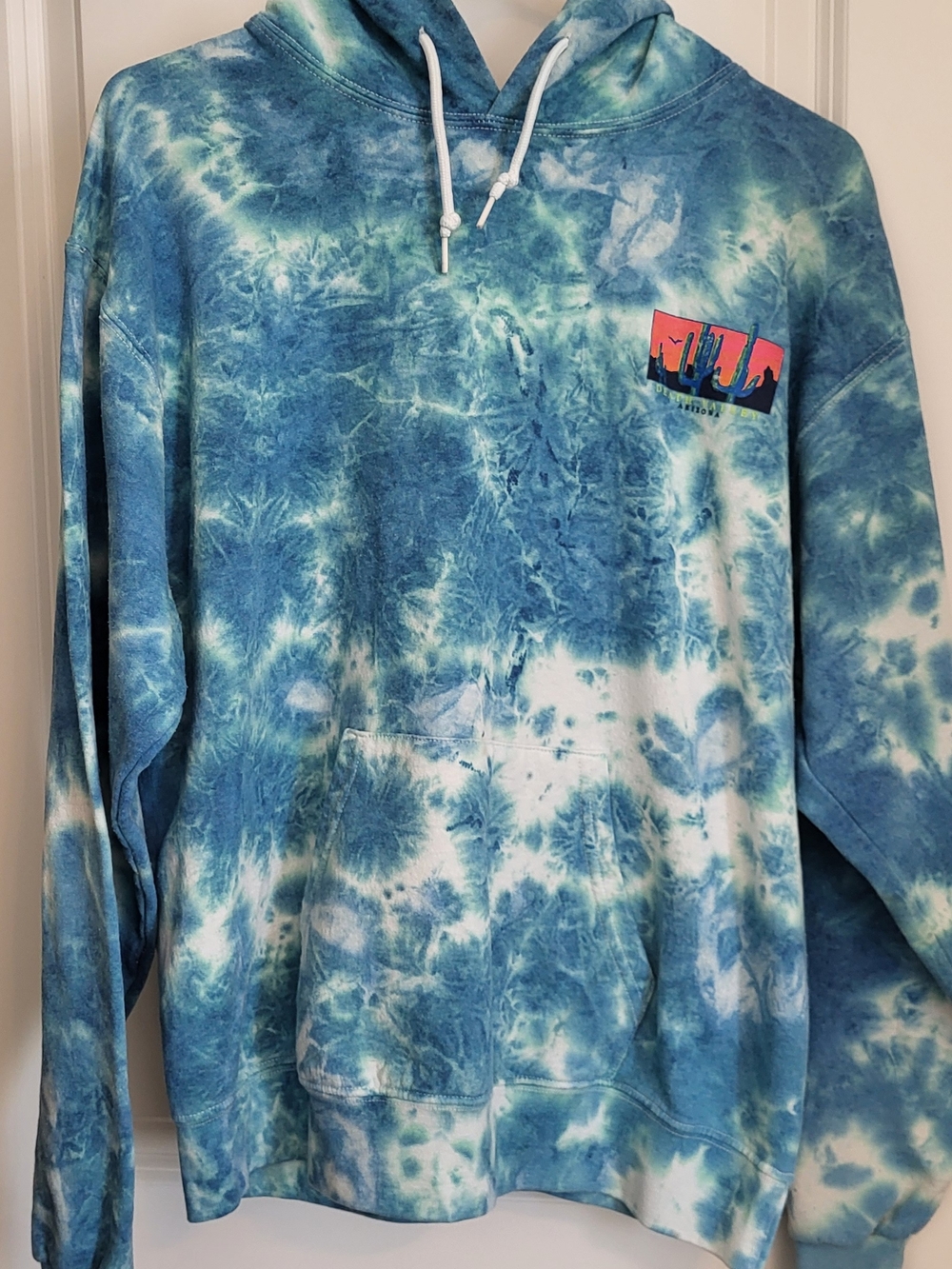 Artist Union Clothing Co. Blue & White Tie-Dye Crewneck Hoodie Death Valley